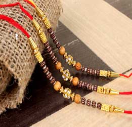 Get the best and trendiest Rakhi gift packages on this RakshaBandhan 2020