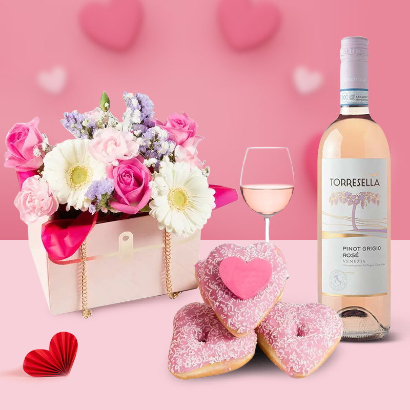 Chic Blossom Rosé Delight