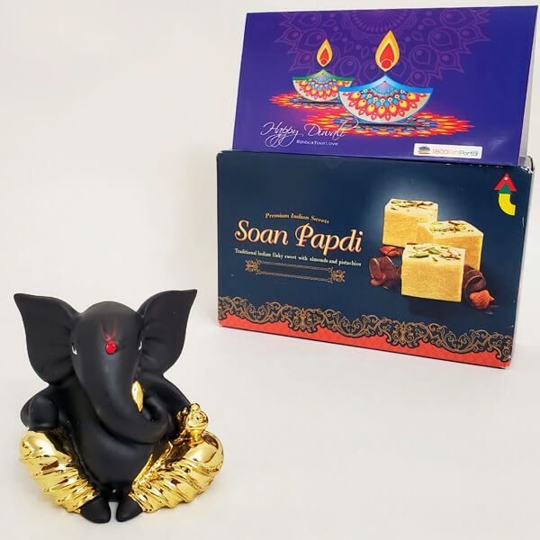 Elegant Ganesha with Soan