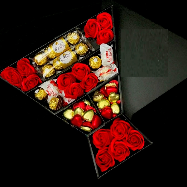 Ferrero Rocher & Raffaello With Red Roses