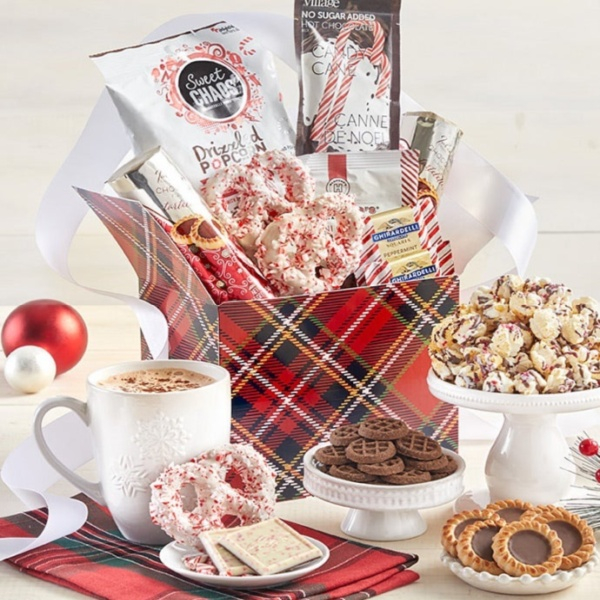 Traditional Plaid Holiday Box