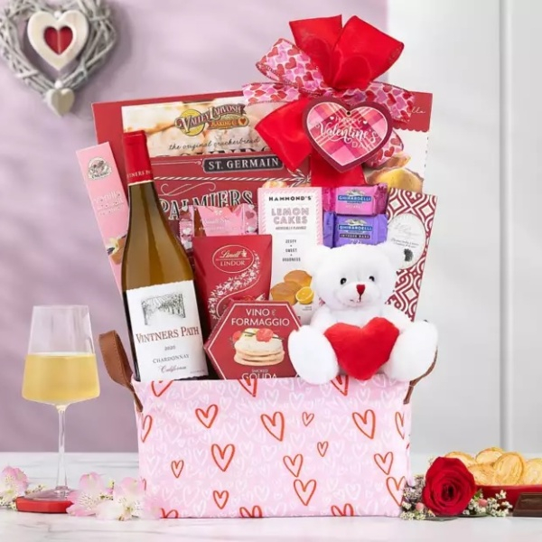 Valentine Chardonnay Basket