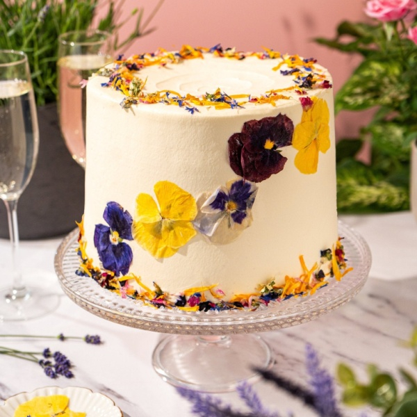 Elderflower & Rose Garden Cake