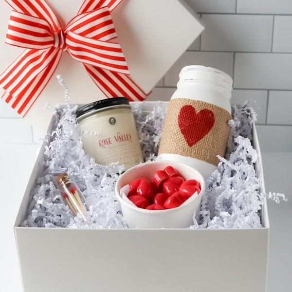 Rose Valley Candle, Wax Melts & Decor Vase Set