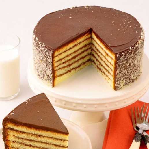 Golden Fudge Cake