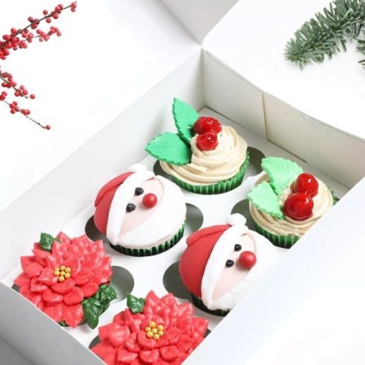 Assorted Christmas Cup Cakes Set of 6