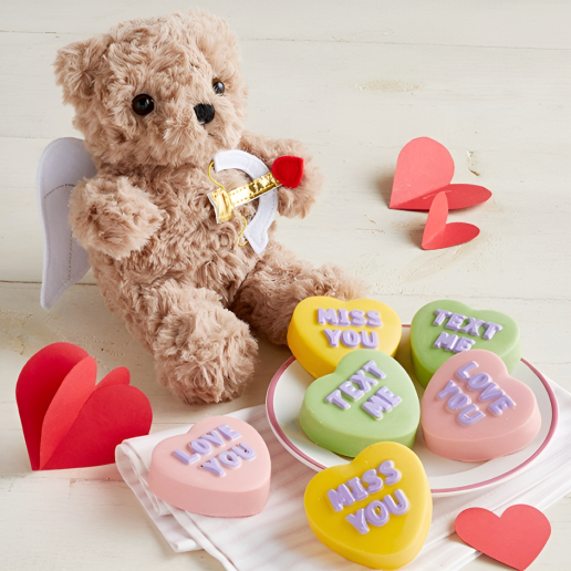 Conversation Heart Dipped Oreo Cookies