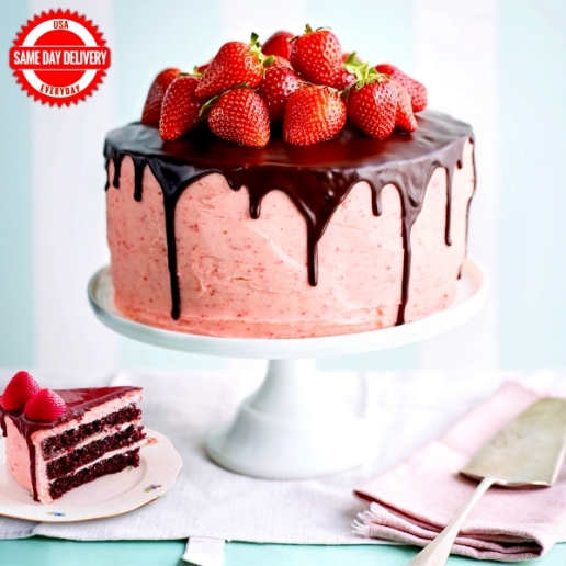 Choco-licious Strawberry Cake