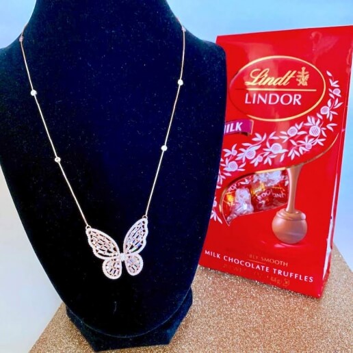 Rakhi gifts for sisters