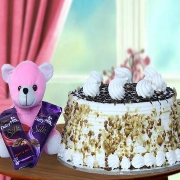 Send valentine Gifts on Same Day